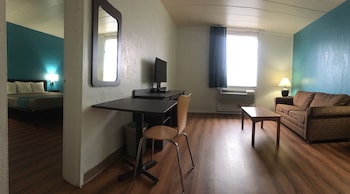 Deluxe Room, 1 King Bed, Non Smoking