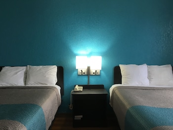 Standard Room, 2 Double Beds, Smoking