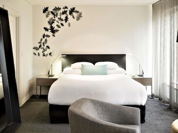 Superior Room, 1 King Bed
