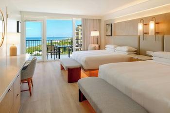 Room, 2 Queen Beds, Partial Ocean View