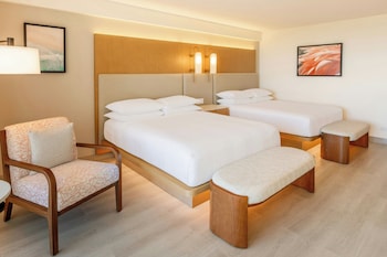Room, 2 Queen Beds, Ocean View