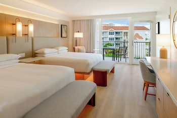 Room, 2 Queen Beds, Club Lounge Access (Tradewinds, Adults Only, Limited View)