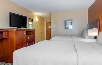 Standard Room, 2 Queen Beds, Non Smoking