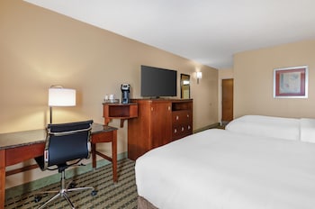 Standard Room, 2 Queen Beds, Non Smoking (Pet Friendly)