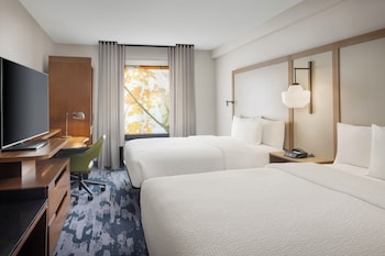Room, 2 Queen Beds (Hearing Accessible)