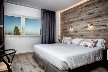 Junior Suite, 1 King Bed, Non Smoking
