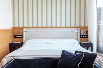 Double Room, 1 Queen Bed, Terrace, Beach View