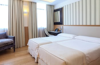 Standard Double Room, 2 Twin Beds