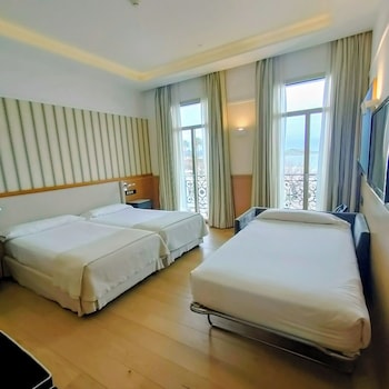 Standard Triple Room, Ocean View