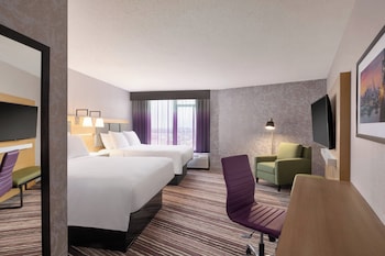 Standard Room, 2 Queen Beds, City View