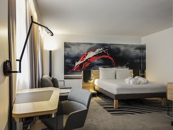 Executive Room, 1 Double Bed with Sofa bed