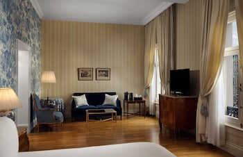 Junior Suite, 1 King Bed, City View (Beppu City View)