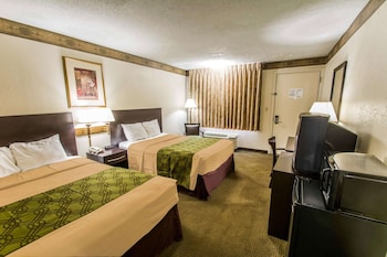 Standard Room, 2 Double Beds, Non Smoking