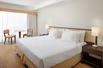Classic Room, Partial Ocean View