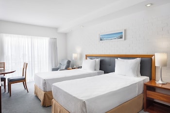 Deluxe Room, Beachside