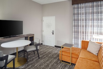 2 Double Bed Custom Suite