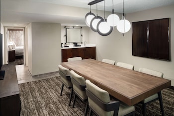 King, Suite, Accessible, Non Smoking