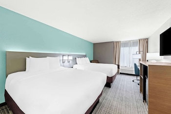 Standard Room, 2 Queen Beds, Non Smoking
