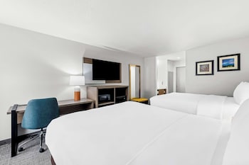 Standard Room, 2 Queen Beds, Non Smoking