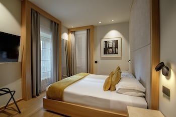 Apartment, Connecting Rooms (Via Di Ripetta 229)