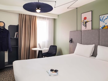 Room, Multiple Beds