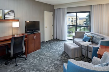 Superior Suite, 1 King Bed with Sofa bed (One Bedroom)