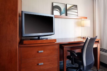 Room, 2 Queen Beds, Hearing Accessible, Non Smoking (Bathtub w/ Grab Bars)