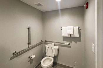 Room, 2 Queen Beds, Accessible, Non Smoking