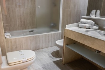 Double Room (with extra bed)