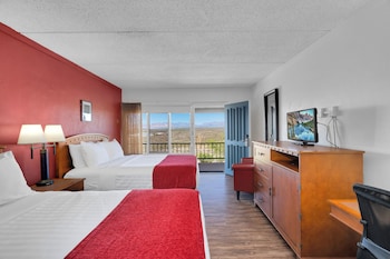 Standard Room, 2 Queen Beds, Non Smoking