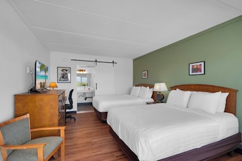 Standard Room, 2 Queen Beds, Accessible, Non Smoking