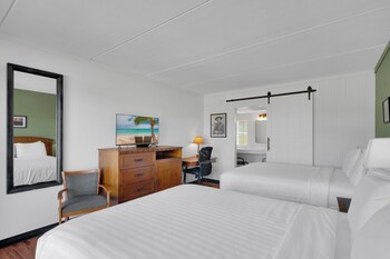 Standard Room, 2 Queen Beds, Accessible, Non Smoking