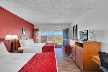 Standard Room, 2 Queen Beds, Non Smoking