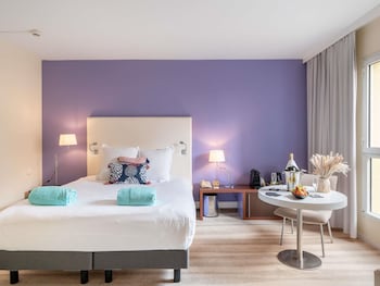 Junior Suite, 1 Double Bed with Sofa bed