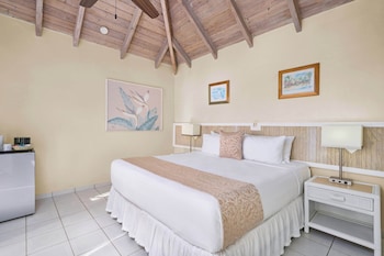 Oceanfront Room (King)