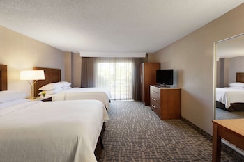 Room, 2 Queen Beds, Patio