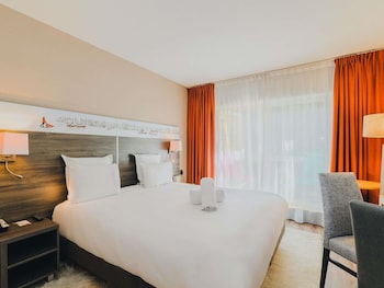 Executive Room, 1 Double Bed, Terrace, Garden View