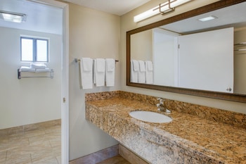 Standard Room, 2 Queen Beds, Non Smoking, Refrigerator & Microwave