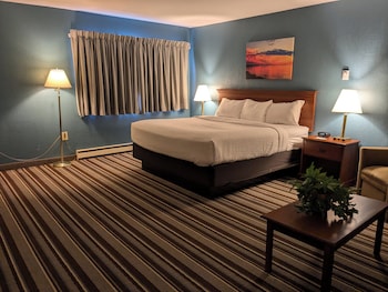 Superior Room, 1 King Bed with Sofa bed, Non Smoking