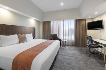 King Suite with Harbour View