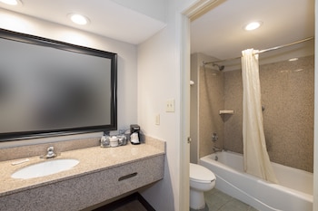 Superior Room, 1 King Bed, Non Smoking (Renovated)