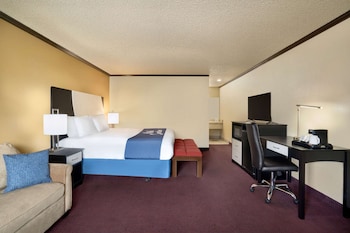 Upgraded, Deluxe Room, 1 King Bed, Non Smoking