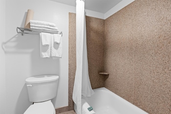 Standard Room, 2 Queen Beds, Non Smoking, Refrigerator