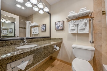 Standard Room, 2 Queen Beds, Refrigerator & Microwave, Mountain View (Pet Friendly)