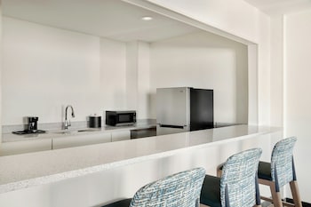 Suite, 1 Bedroom, Hearing Accessible