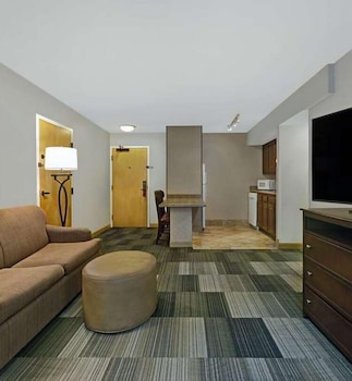 Suite, 1 King Bed, Non Smoking