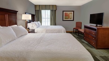 Room, 2 Queen Beds, Non Smoking