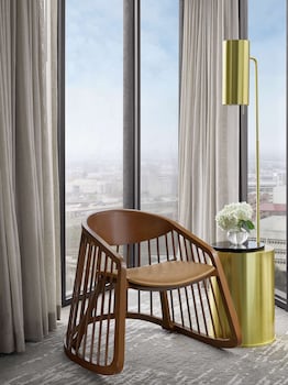 Room, 1 King Bed (High Floor)