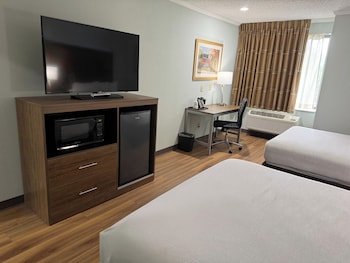 Suite, 2 Queen Beds, Non Smoking
