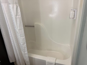 Room, 1 King Bed, Mobility Accessible, Non Smoking (Mobility, Bathtub W/grab Bars)